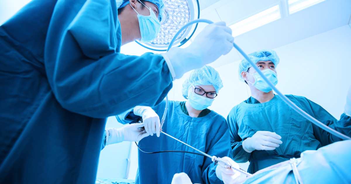 Cirurgia Laparoscópica: Inovações, Benefícios e Impacto na Formação Médica